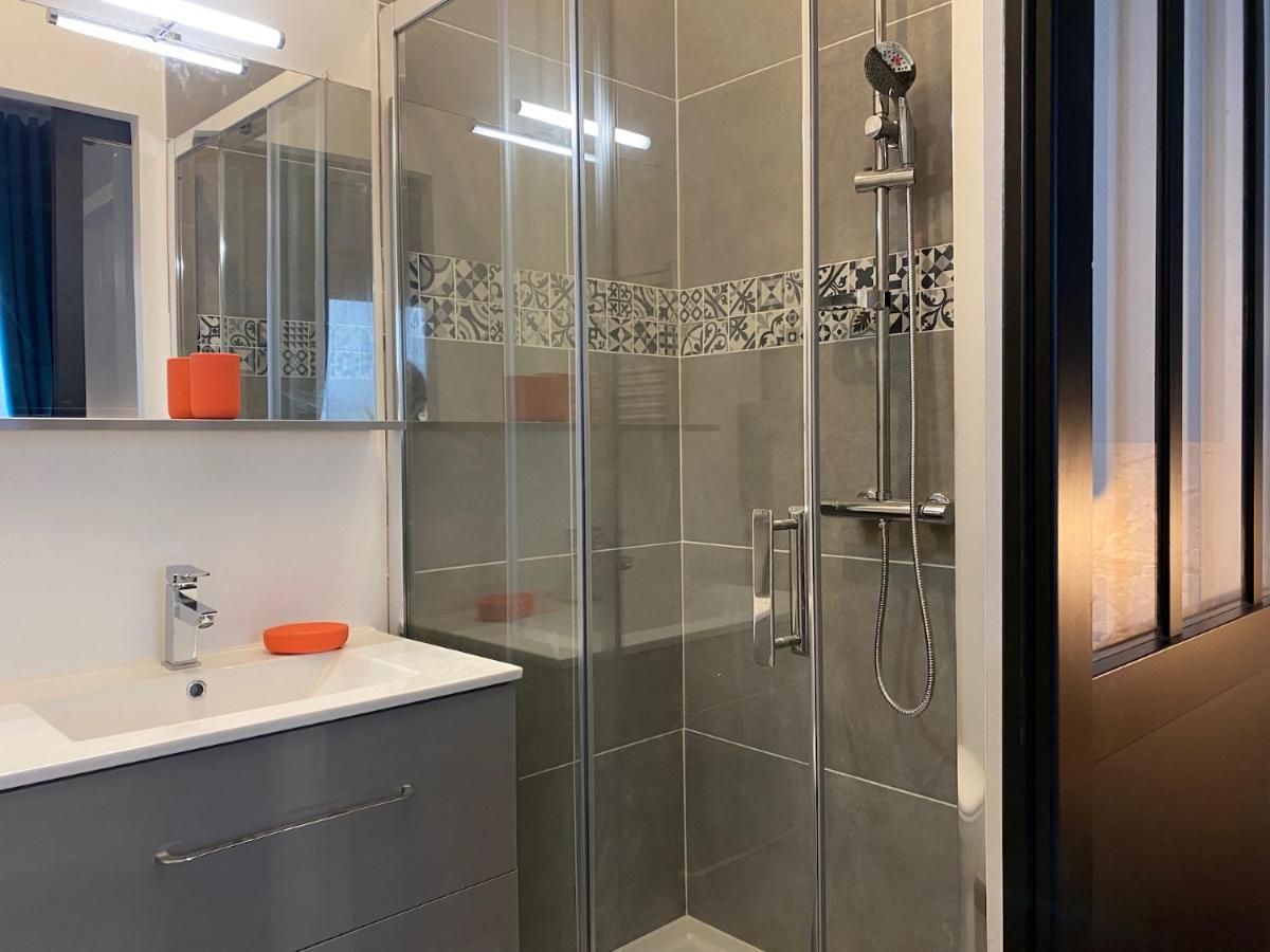 Homestay La Maison D'angelique: Gare-adjacent Colocation With Fiber & Netflix