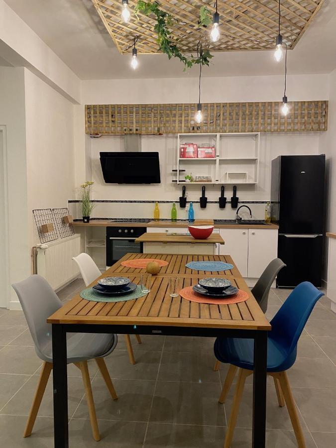 La Maison D'angelique: Gare-adjacent Colocation With Fiber & Netflix Niort