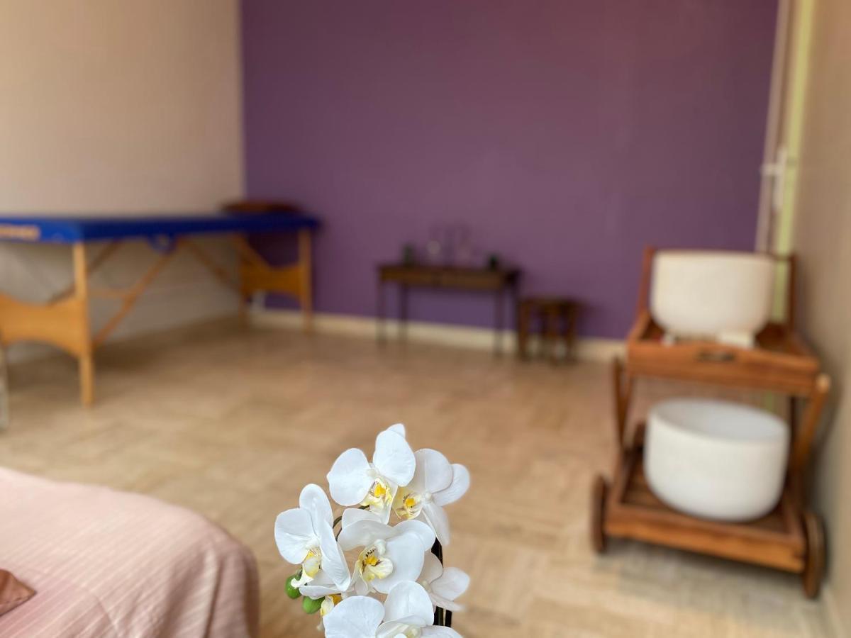 La Maison D'angelique: Gare-adjacent Colocation With Fiber & Netflix Homestay