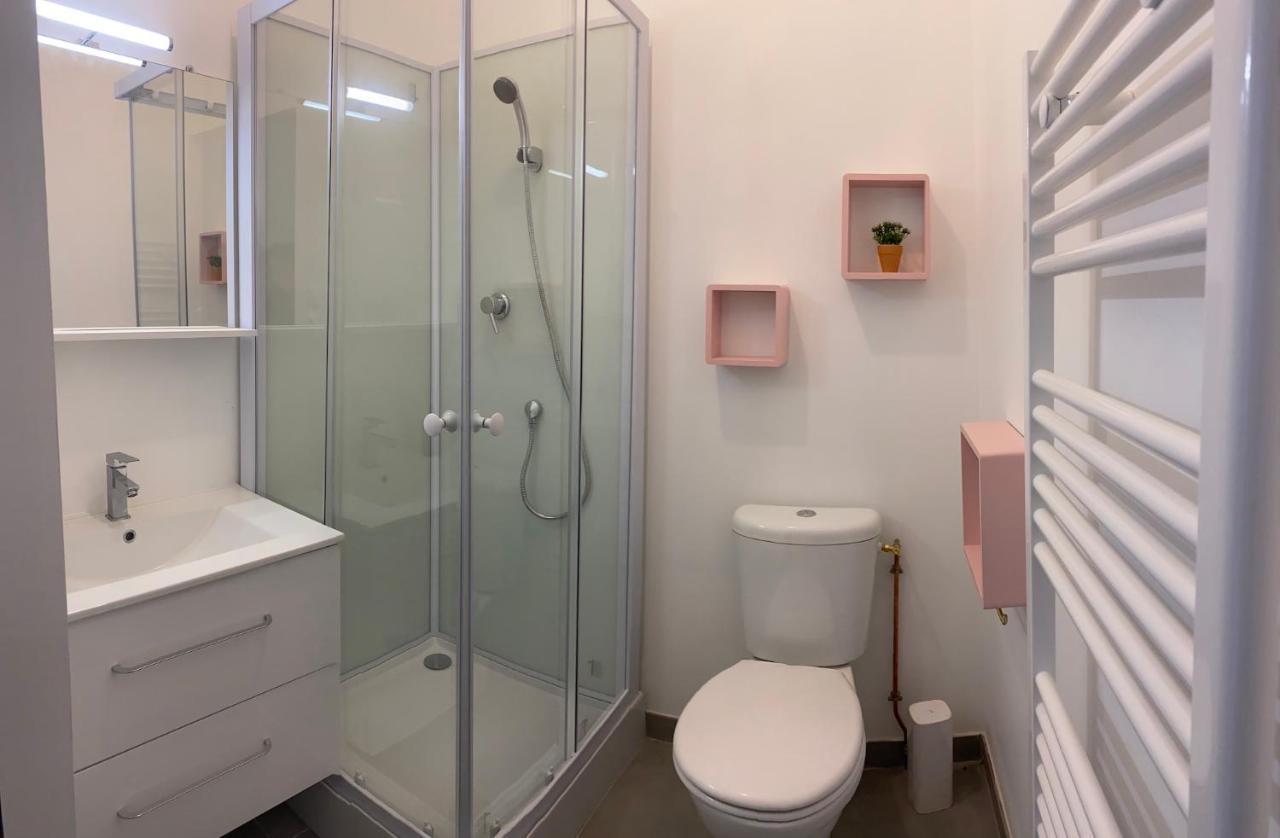 Homestay La Maison D'angelique: Gare-adjacent Colocation With Fiber & Netflix Niort