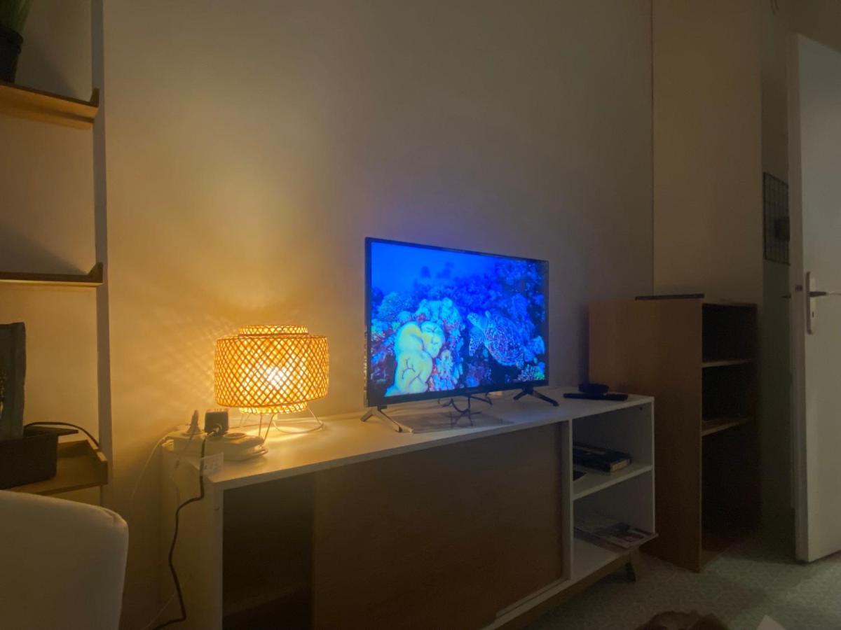 La Maison D'angelique: Gare-adjacent Colocation With Fiber & Netflix