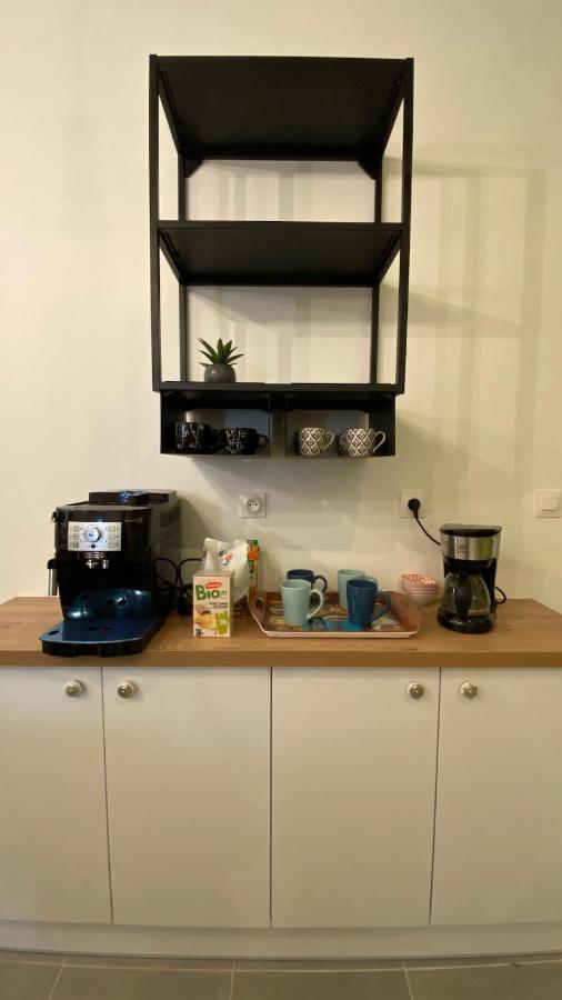 La Maison D'angelique: Gare-adjacent Colocation With Fiber & Netflix * Niort