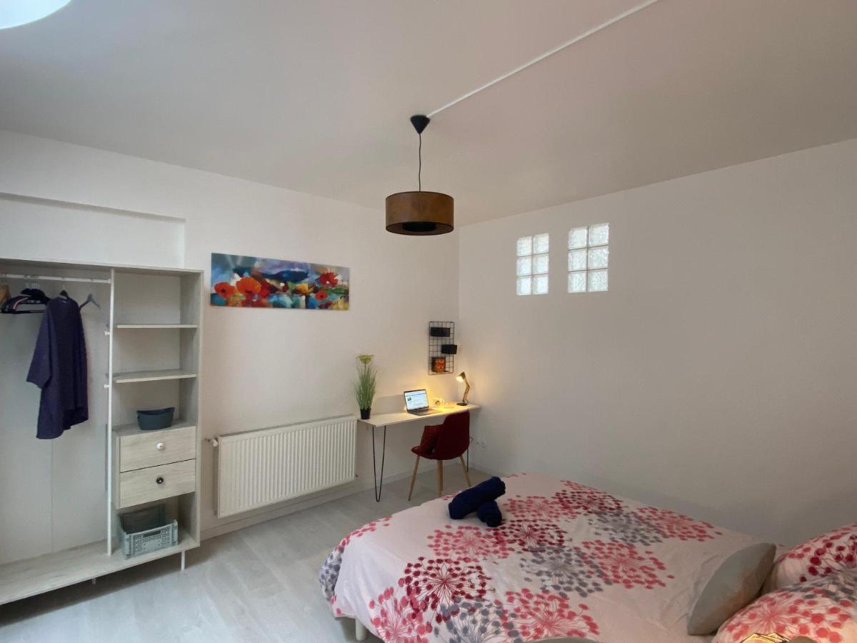 Homestay La Maison D'angelique: Gare-adjacent Colocation With Fiber & Netflix Niort