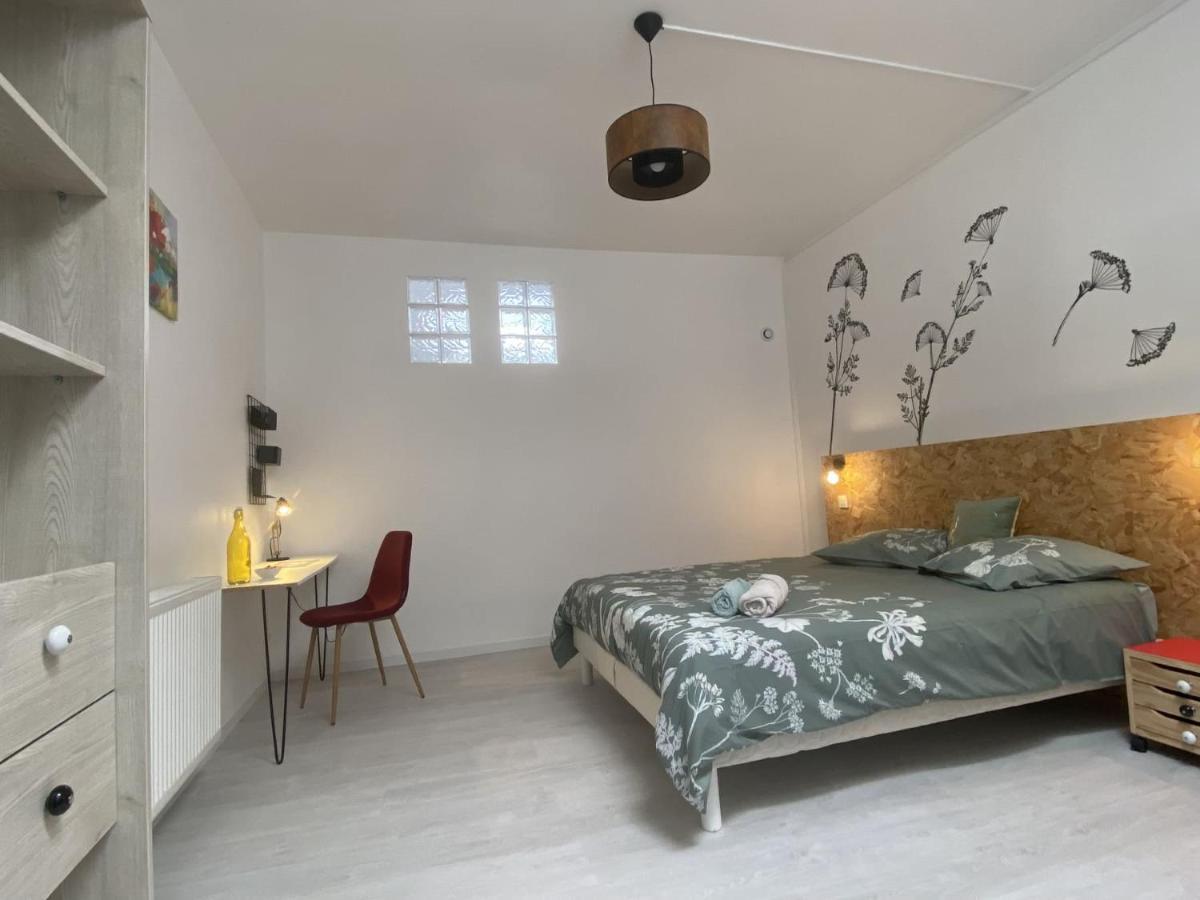 Homestay La Maison D'angelique: Gare-adjacent Colocation With Fiber & Netflix *